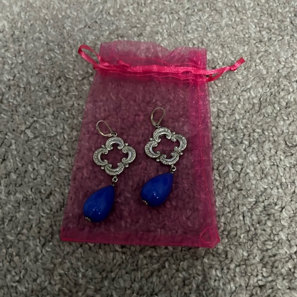 6 pairs of Molly Beads costume jewelry earrings collection - Picture 1 of 12